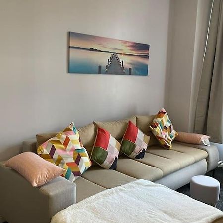 Spacious One Bedroom Flat, Entire Property. Greenock Ngoại thất bức ảnh